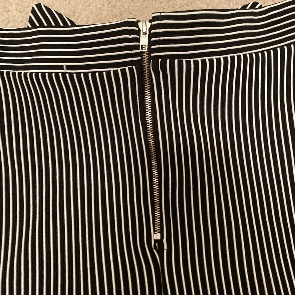 𝅺ALYA Striped Circle Skirt - Picture 6 of 7